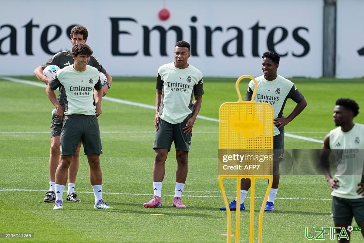                           "Marsel" "Real" hujumchisini ijaraga olmoqchi		- uzfifa.net.