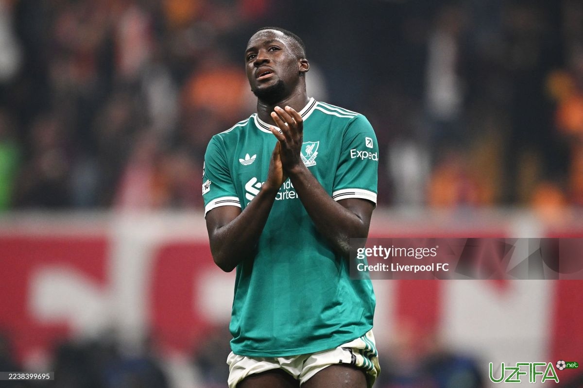                           "Liverpul" PSJ himoyachisi bilan shartnoma imzolamoqchi		- uzfifa.net.