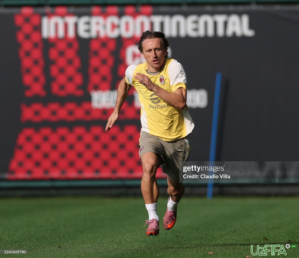 Modrich "Real Madrid"ga qaytadi - uzfifa.net.