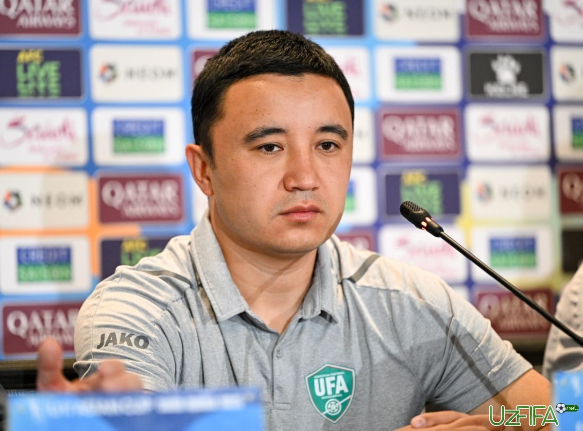 Live Islom Ismoilov ishtirokidagi matbuot anjumani o'tkazilmoqda - uzfifa.net.