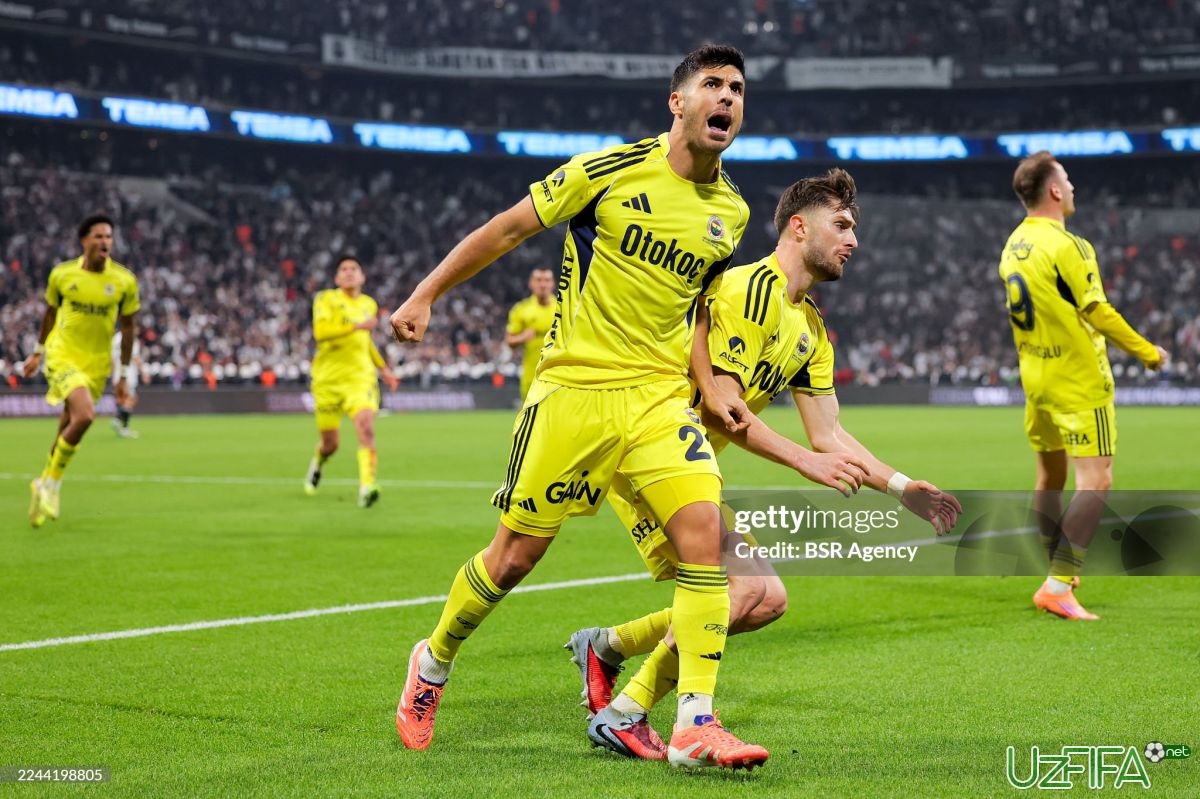                           Turkiya Superligasi. Istanbul derbisida aqlbovar qilmas kambek qayd etildi		- uzfifa.net.