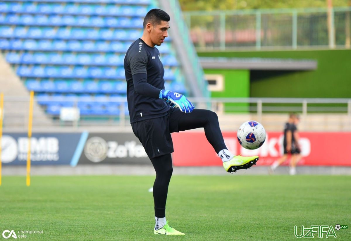 Foto O'tkir Yusupov tiklanish jarayonini Toshkentda davom ettirmoqda - uzfifa.net.