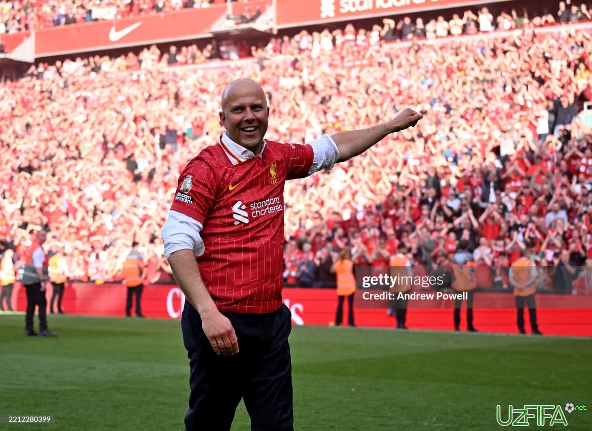                           "Liverpul" qishda yirik transferga qo'l uradi		- uzfifa.net.