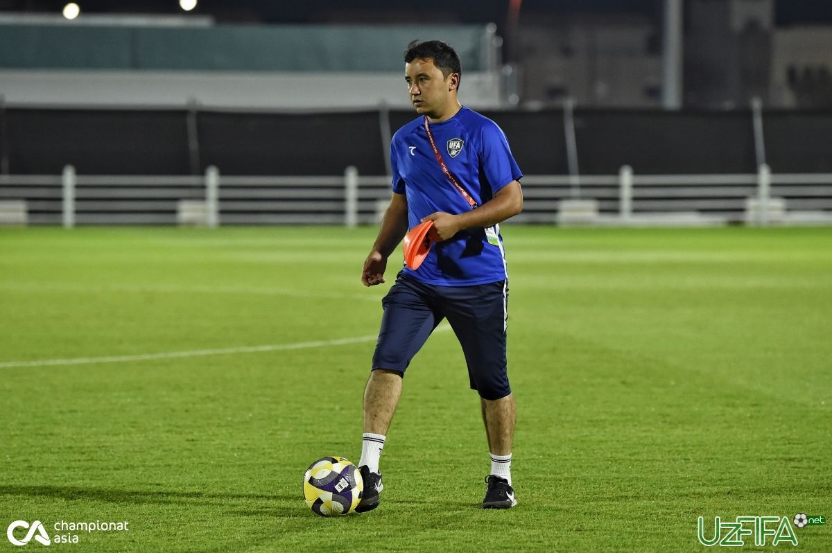                           O'zbekiston U-17 ustozi Ismoilovga vodiy jamoalari qiziqmoqda		- uzfifa.net.