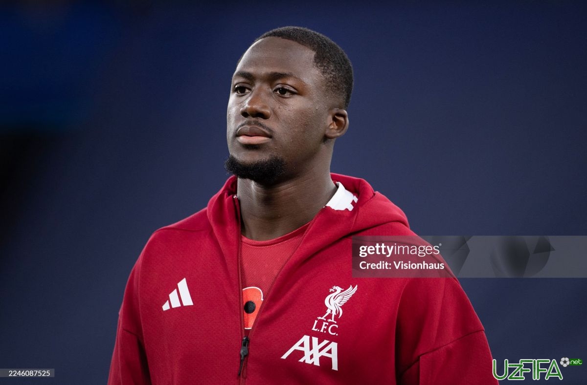 "Real" ikki himoyachini nishonga oldi - uzfifa.net.