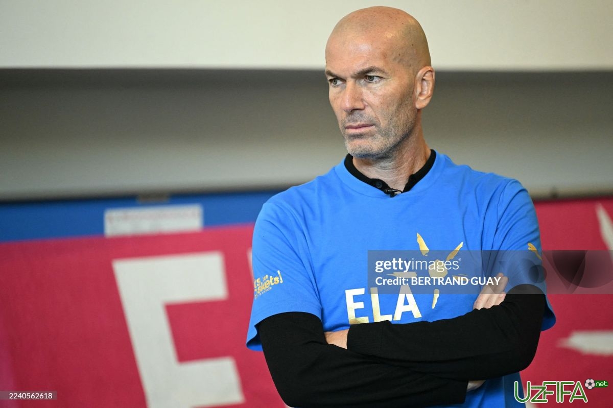 AS: Zidan yozda Franciya terma jamoasini boshqaradi - uzfifa.net.