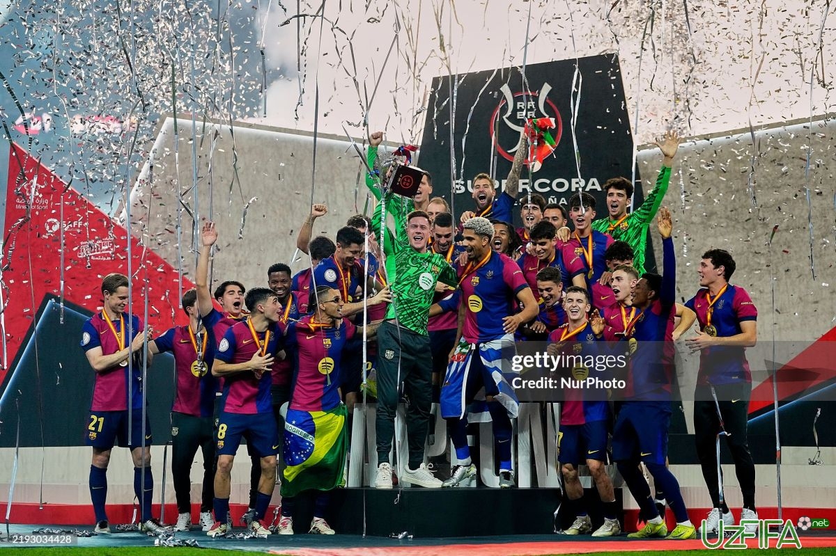 "Barselona" sardori qishda jamoani tark etishi mumkin - uzfifa.net.