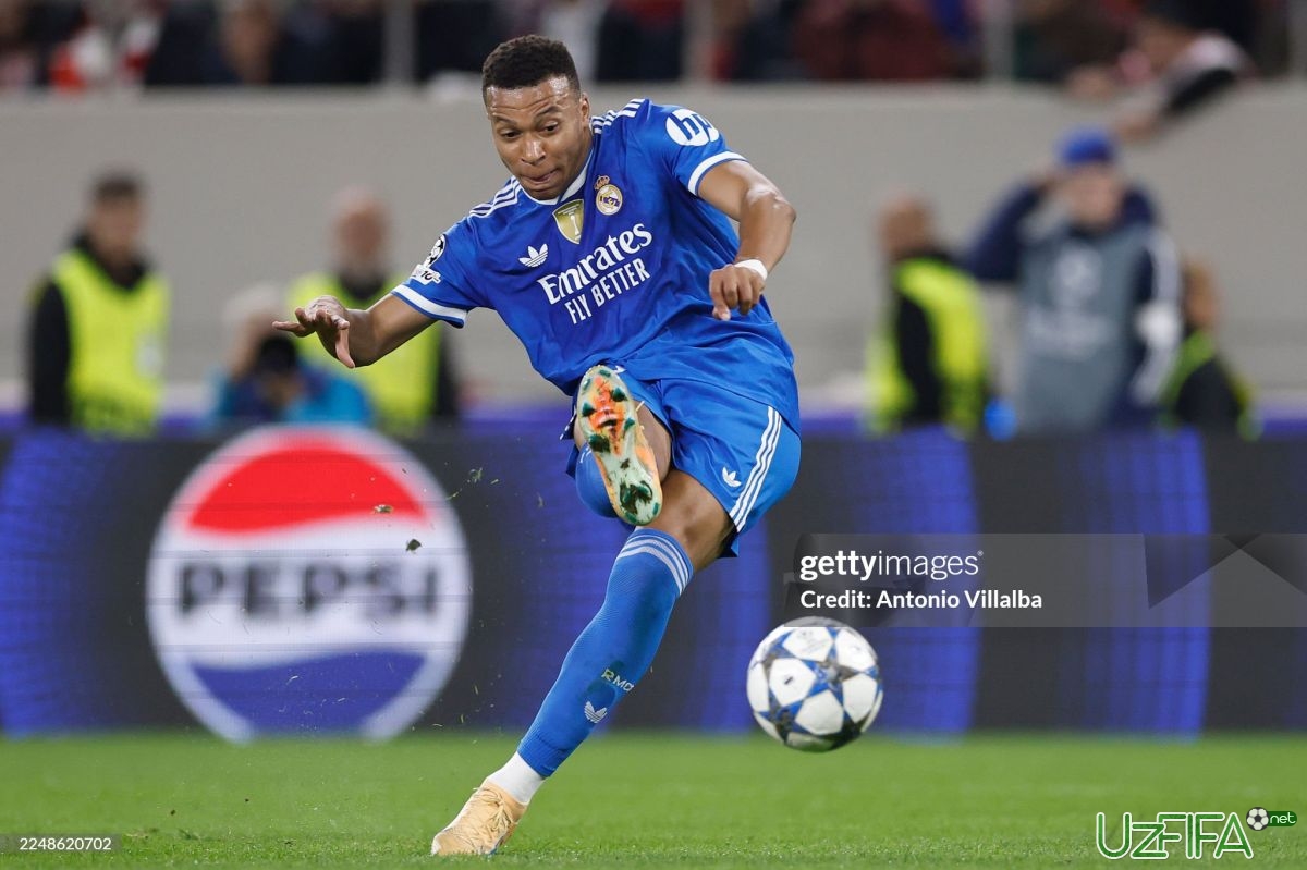 Mbappe ECHL rekordini o'rnatdi - uzfifa.net.