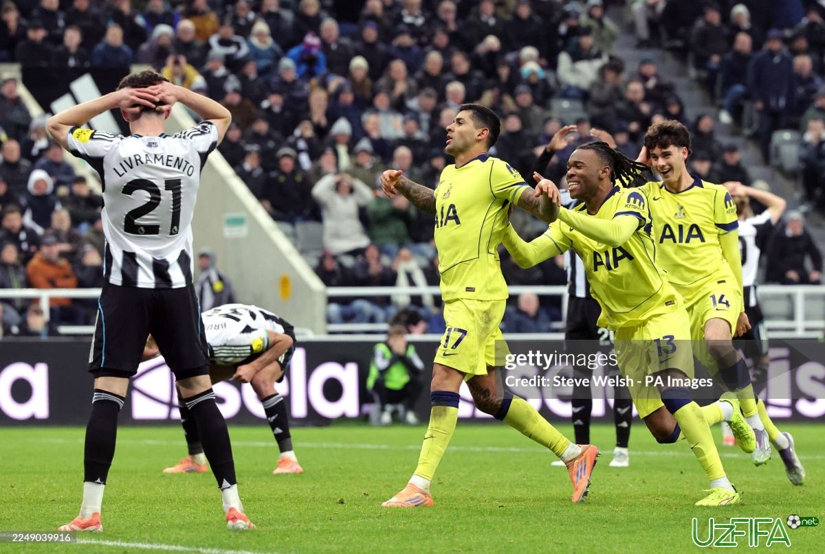                           APL. "Tottenxem" "Nyukasl"ga qarshi o'yinda oxirgi daqiqalarda gol urib, mag'lubiyatdan qutilib qoldi		- uzfifa.net.