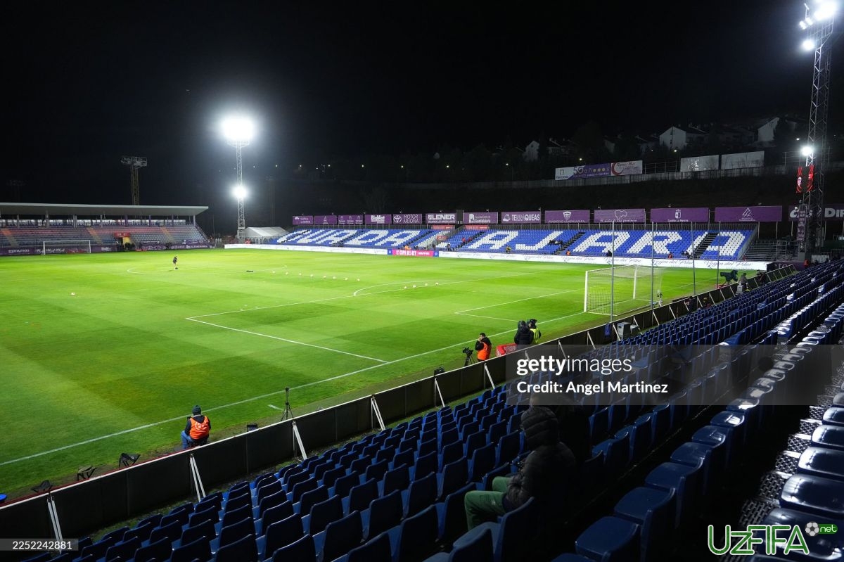                           "Barselona"ning Ispaniya Kubogidagi uchrashuvi yarim soatga kechiktirildi		- uzfifa.net.