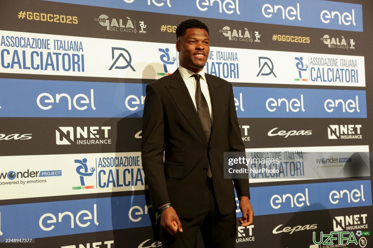                           "Manchester Yunayted" Dyumfrisni nishonga oldi		- uzfifa.net.