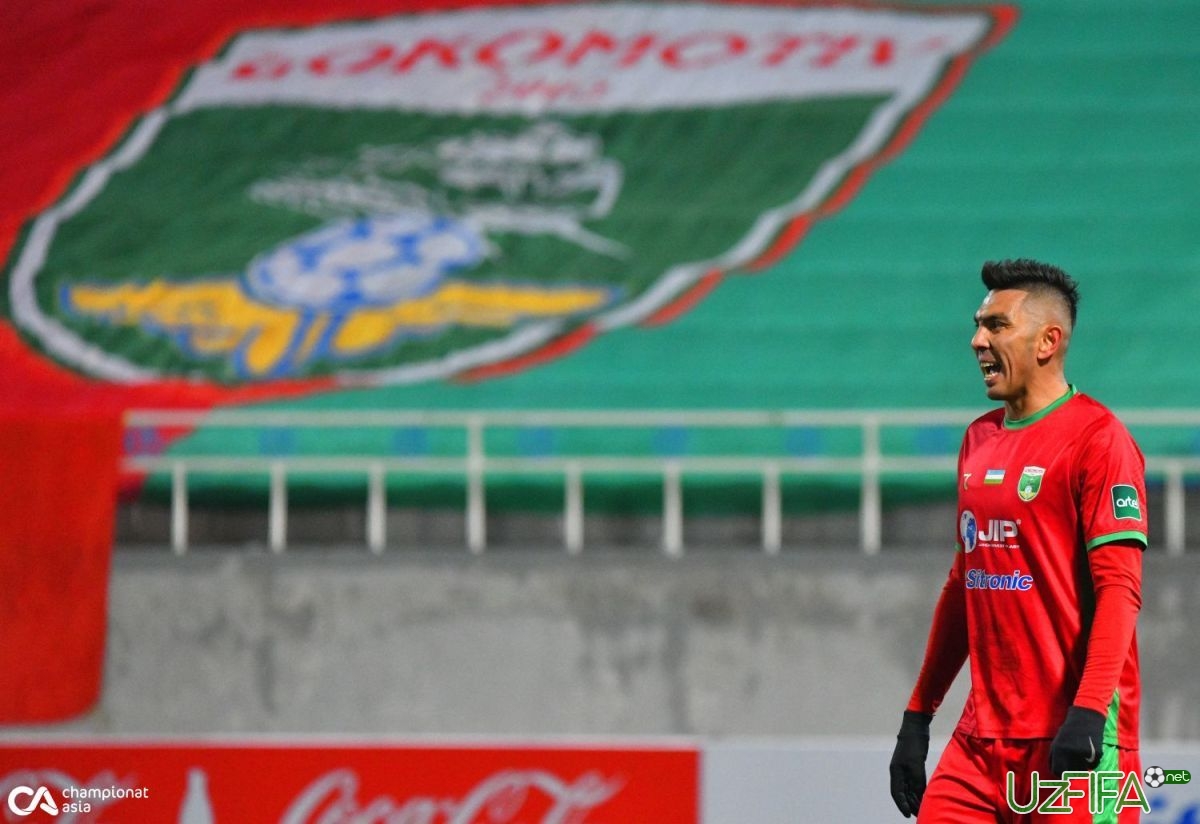                           "Lokomotiv" tajribali himoyachi bilan shartnoma tuzadi		- uzfifa.net.