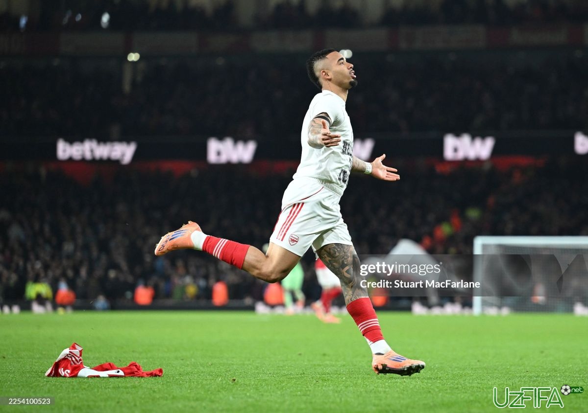                           Jeymi Karrager: "Jezus Dokereshdan yaxshiroq, bu fakt"		- uzfifa.net.