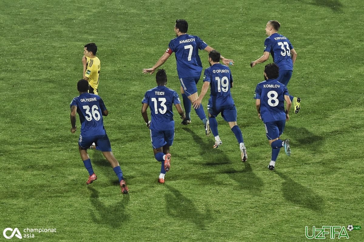                           "Navbahor"ni 9 futbolchi tark etdi		- uzfifa.net.