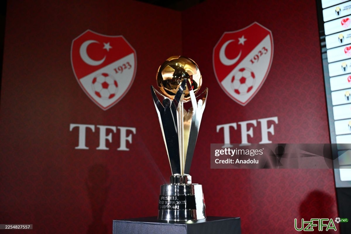                           Turkiya Superkubogi. "Galatasaroy" - "Fenerbahche" bahsi asosiy tarkiblari malum!		- uzfifa.net.