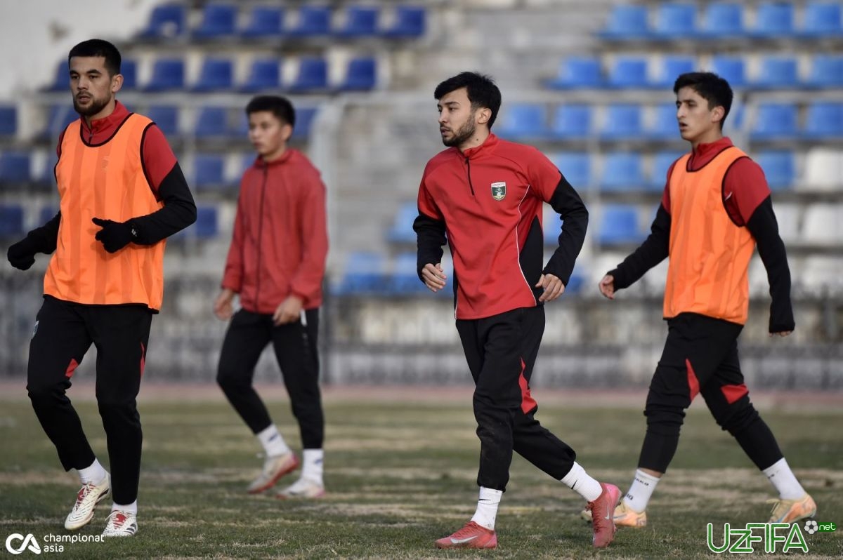               Foto&nbsp;            Abduholiqov, Zoteev, Nurulloev va boshqalar: "Lokomotiv" mashg'ulotidan suratlar		- uzfifa.net.