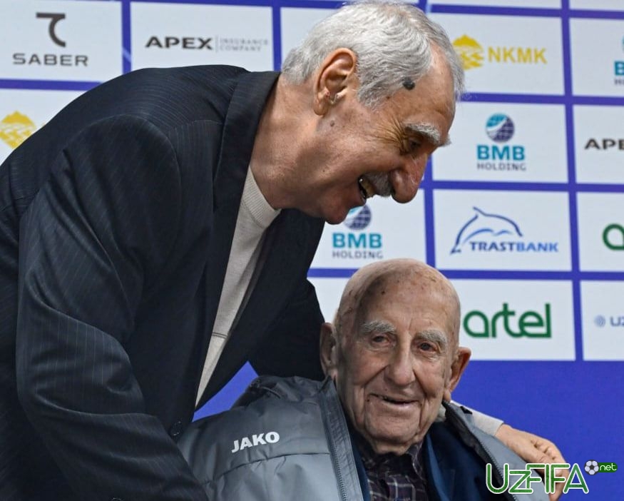               Foto&nbsp;            Futbol faxriysi Evgeniy Valickiy 97 yoshni qarshi oldi		- uzfifa.net.