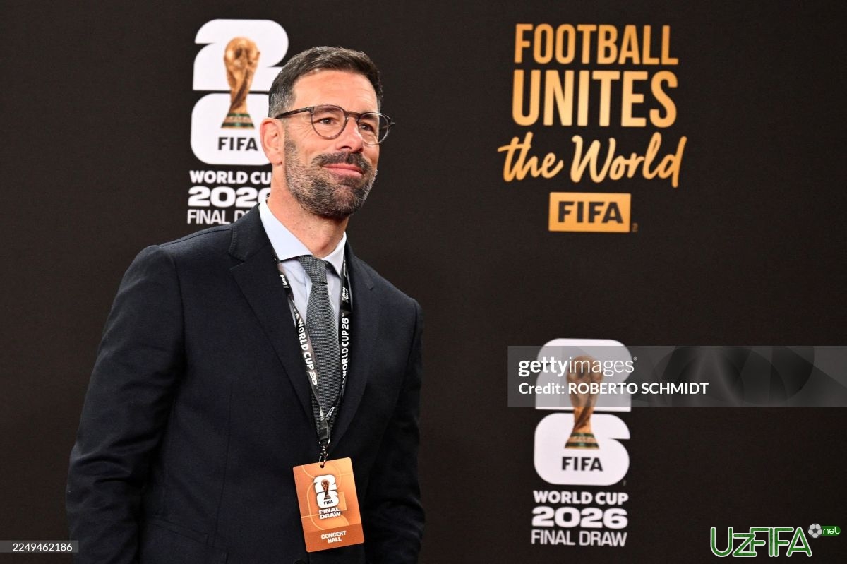                           Van Nistelroy o'ziga yangi ish topdi		- uzfifa.net.