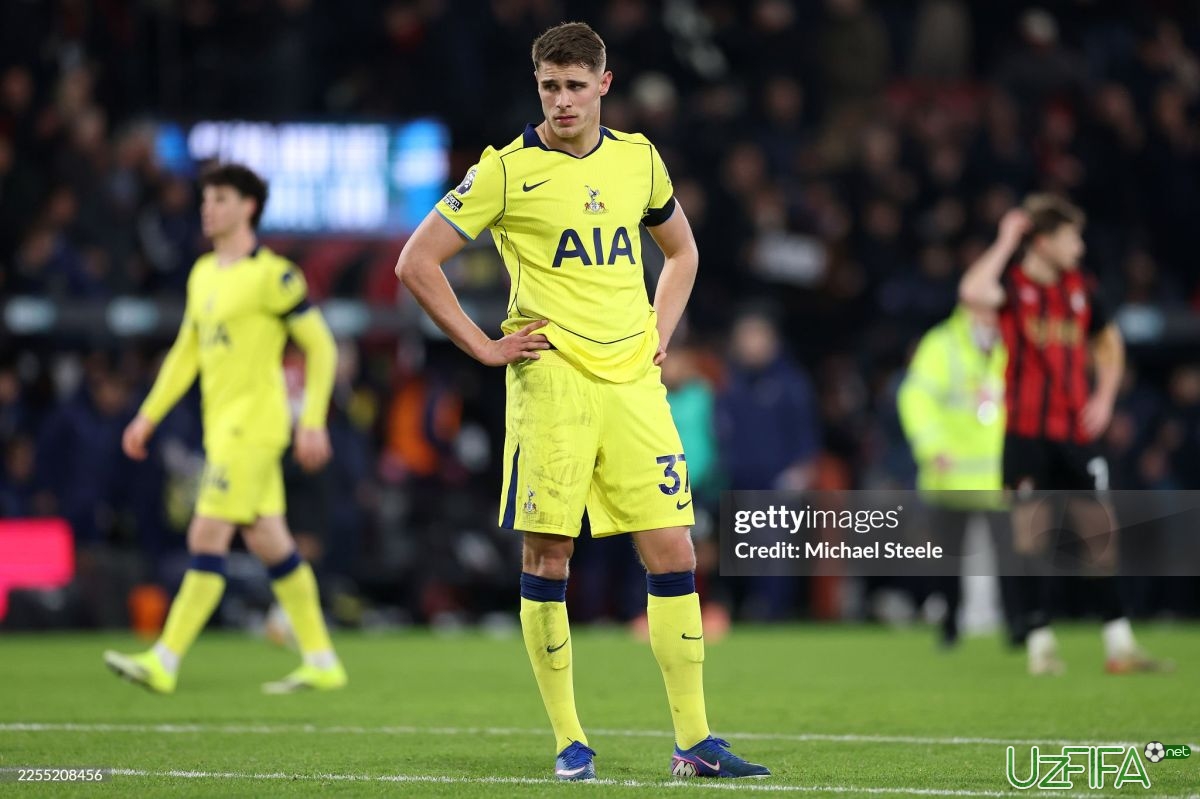                           To'rtta etakchi klub van de Ven uchun kurashmoqda		- uzfifa.net.