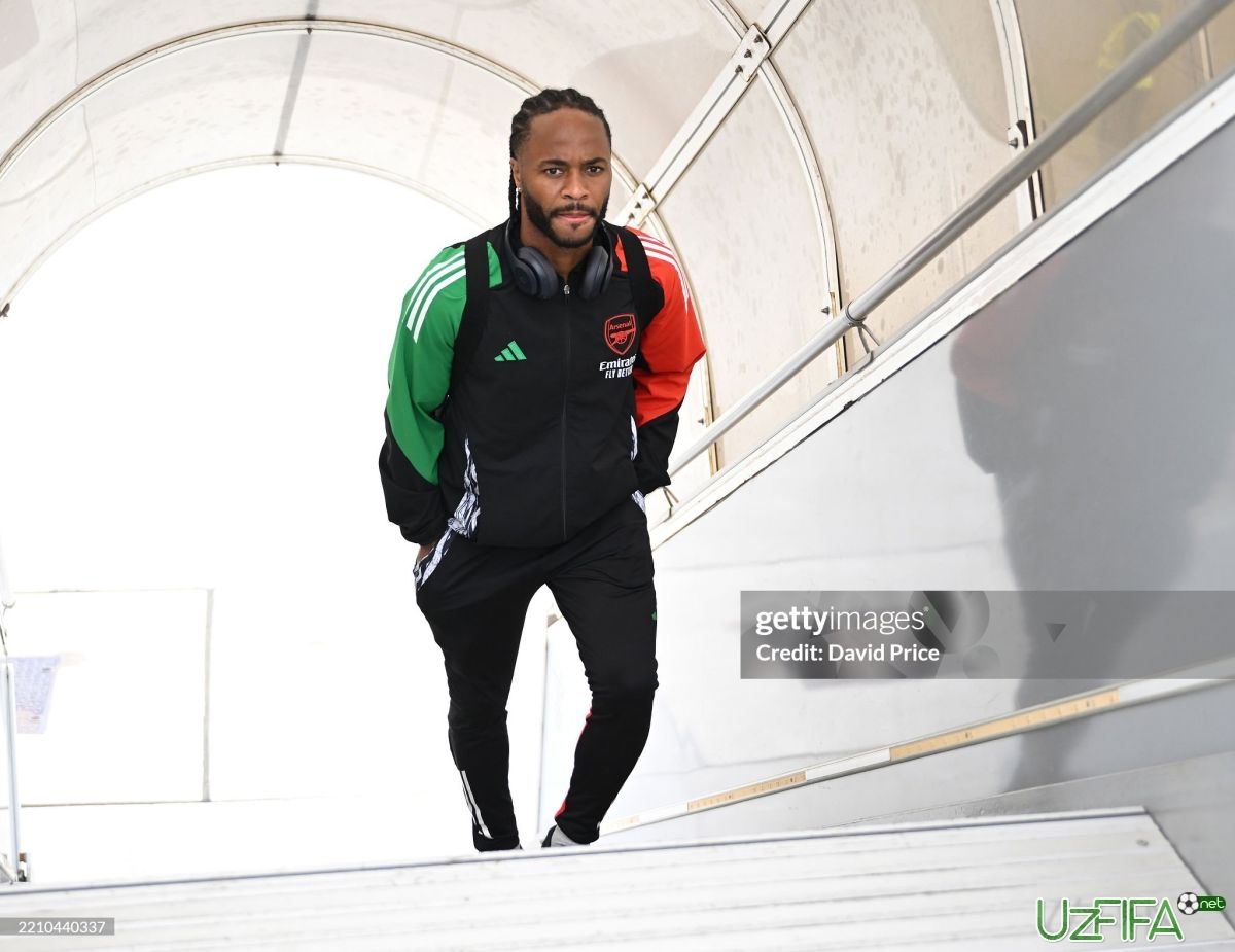                           "Chelsi" qishdayoq Sterling bilan xayrlashishga qaror qildi		- uzfifa.net.