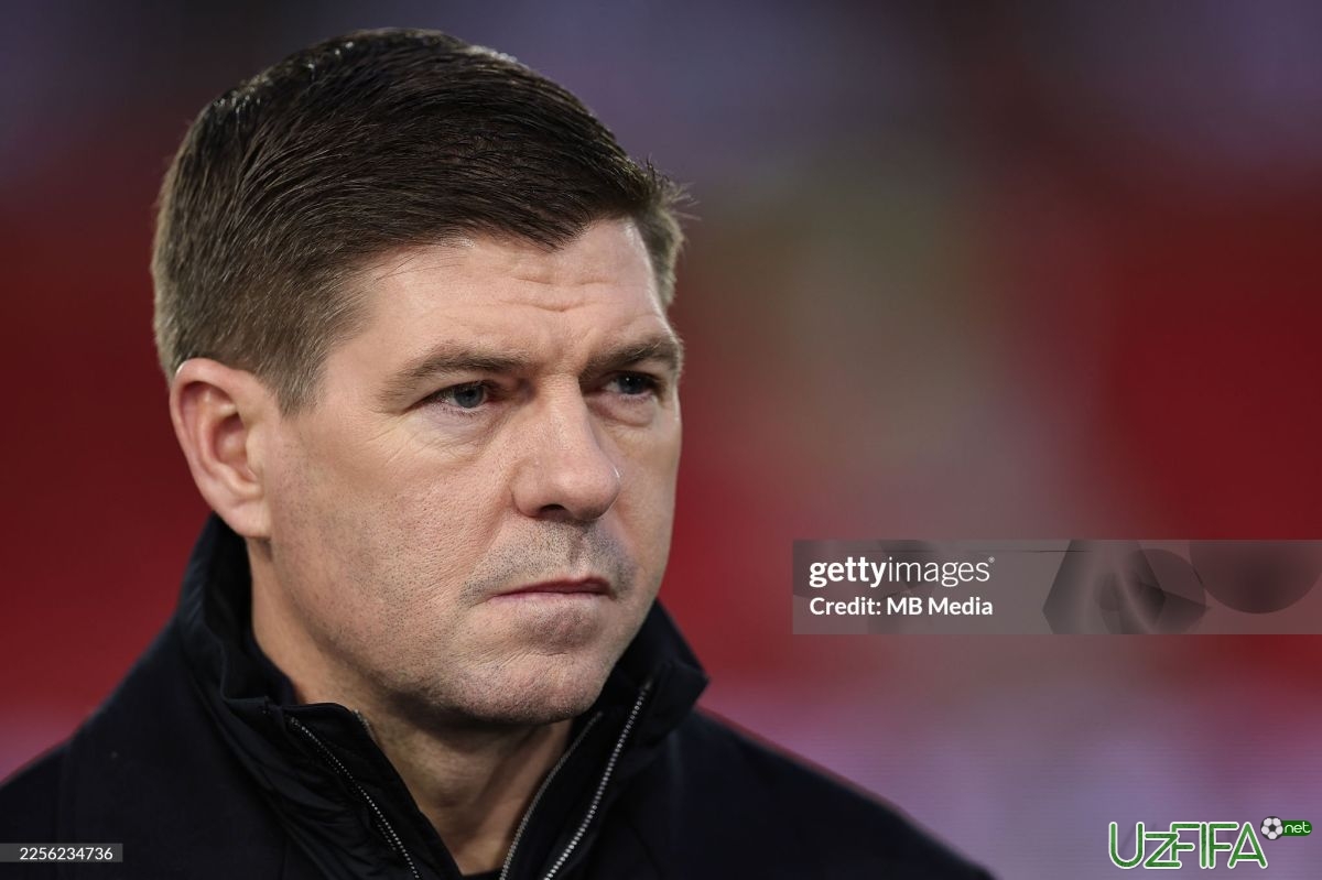                           Jerrard yana bir bor Slotni tanqid qildi		- uzfifa.net.