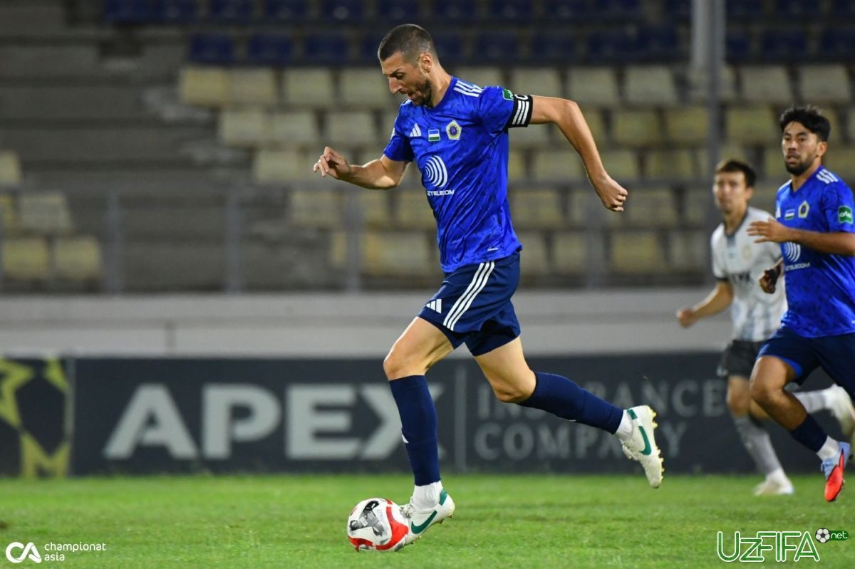 Bekobod klubidan jiddiy yurish: Xebay va Bubanya "Metallurg"ga o'tishi mumkin - uzfifa.net.