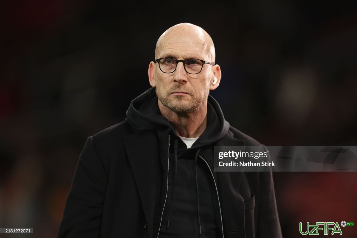                           Yap Stam MYUni kim boshqarishi kerakligini aytdi		- uzfifa.net.