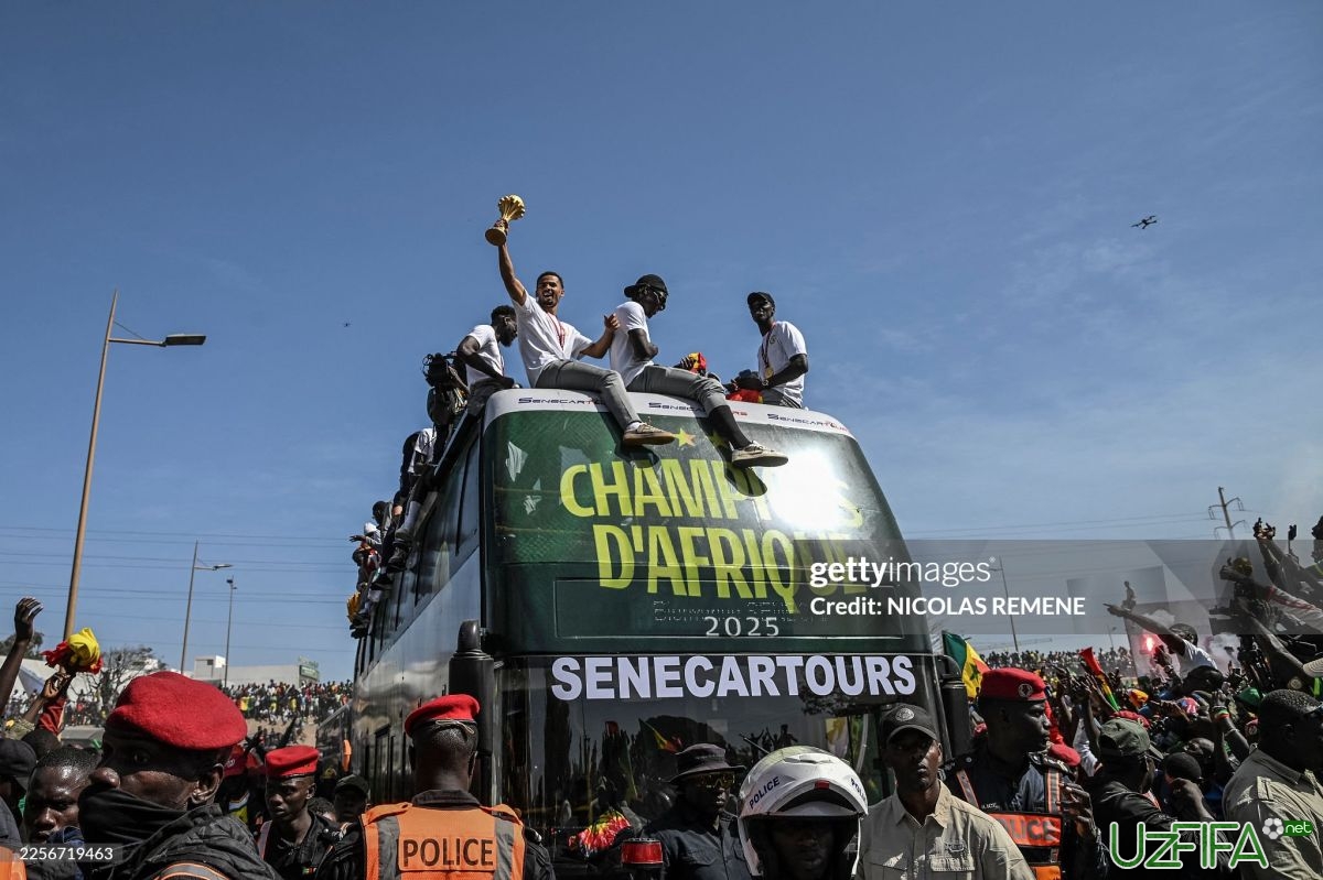               Foto&nbsp;            Afrika Millatlari Kubogi sovrini qamoqxonada?!		- uzfifa.net.