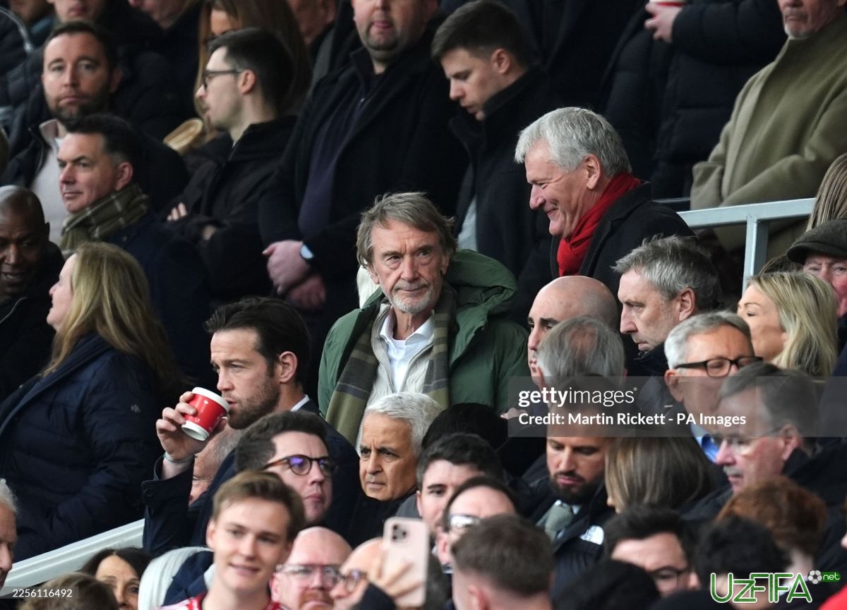 Ser Jim Retkliff o'z bayonoti yuzasidan izoh berdi - uzfifa.net.