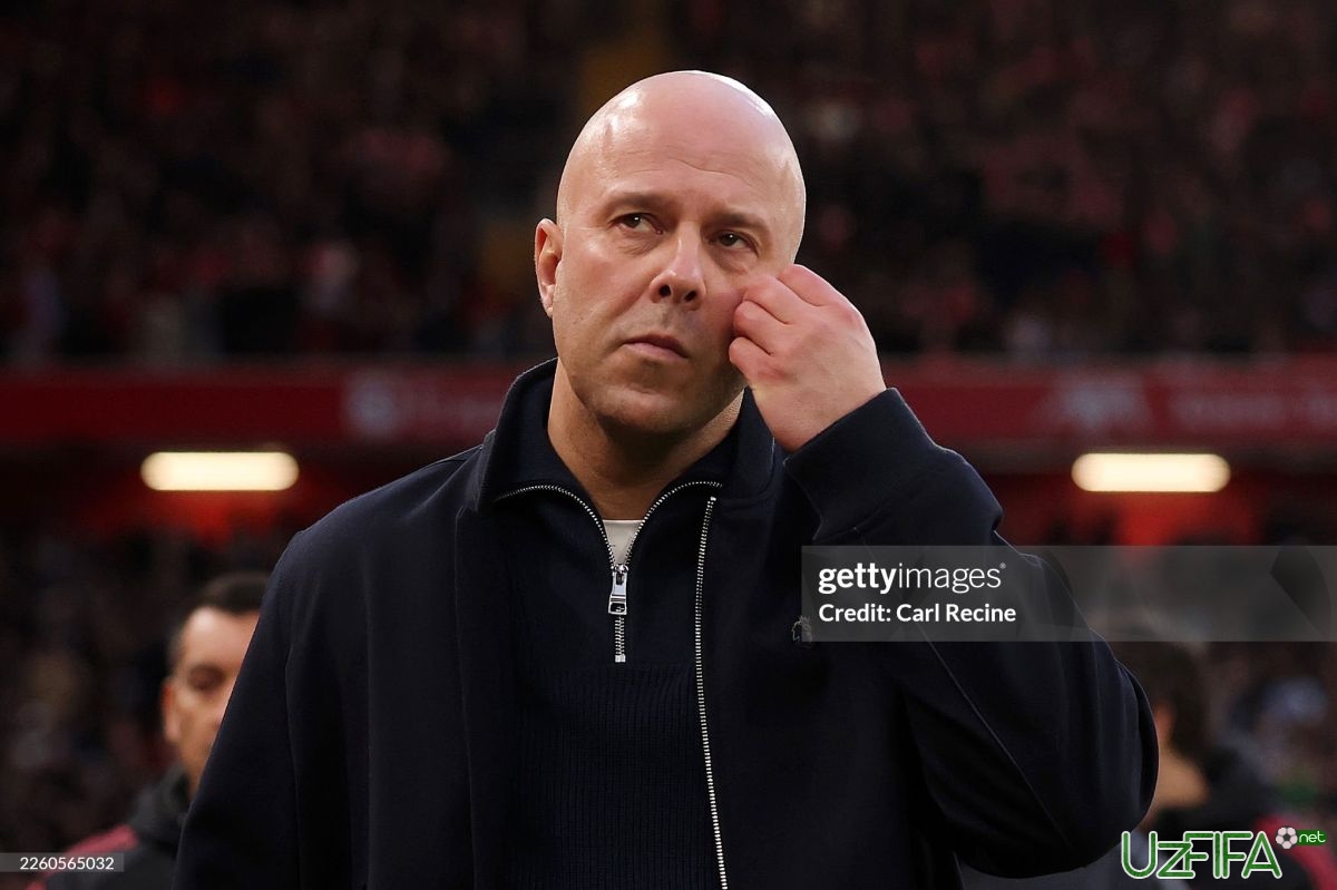                           Arne Slot: "VAR faqat aniq holatlarda ishlashi kerak"		- uzfifa.net.