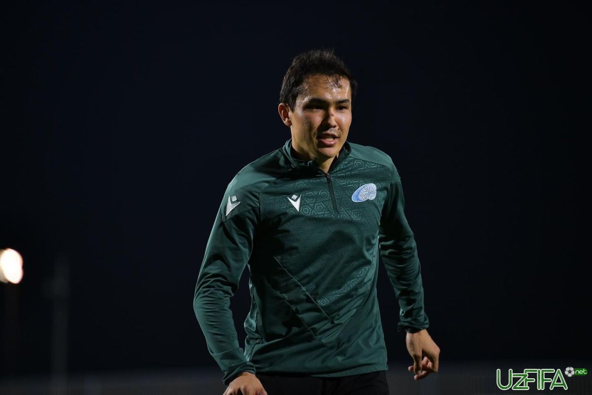                           "Bani Yas" - "Al Ayn". Tarkiblar malum		- uzfifa.net.