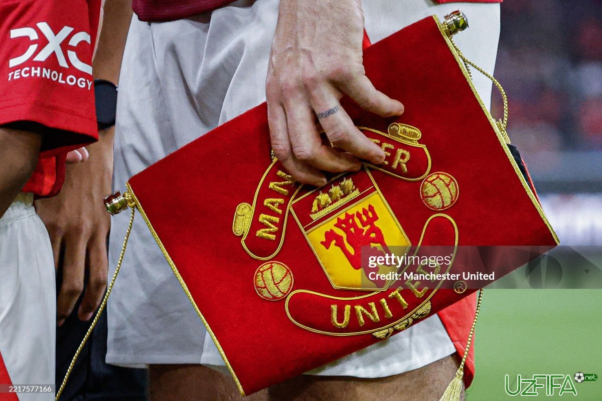 MYU "Nyukasl" futbolchisiga ko'z tikdi - uzfifa.net.