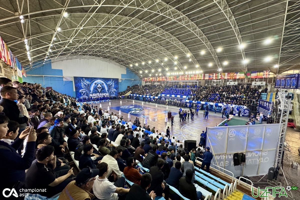               Foto&nbsp;            "Navbahor" yangi futbolchilari taqdimotidan GALEREYA		- uzfifa.net.