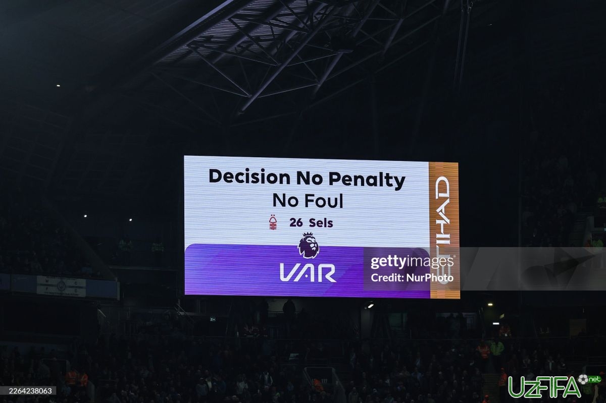                           "Manchester Siti" futbolchisi kechagi uchrashuv hakamligini tanqid qildi		- uzfifa.net.